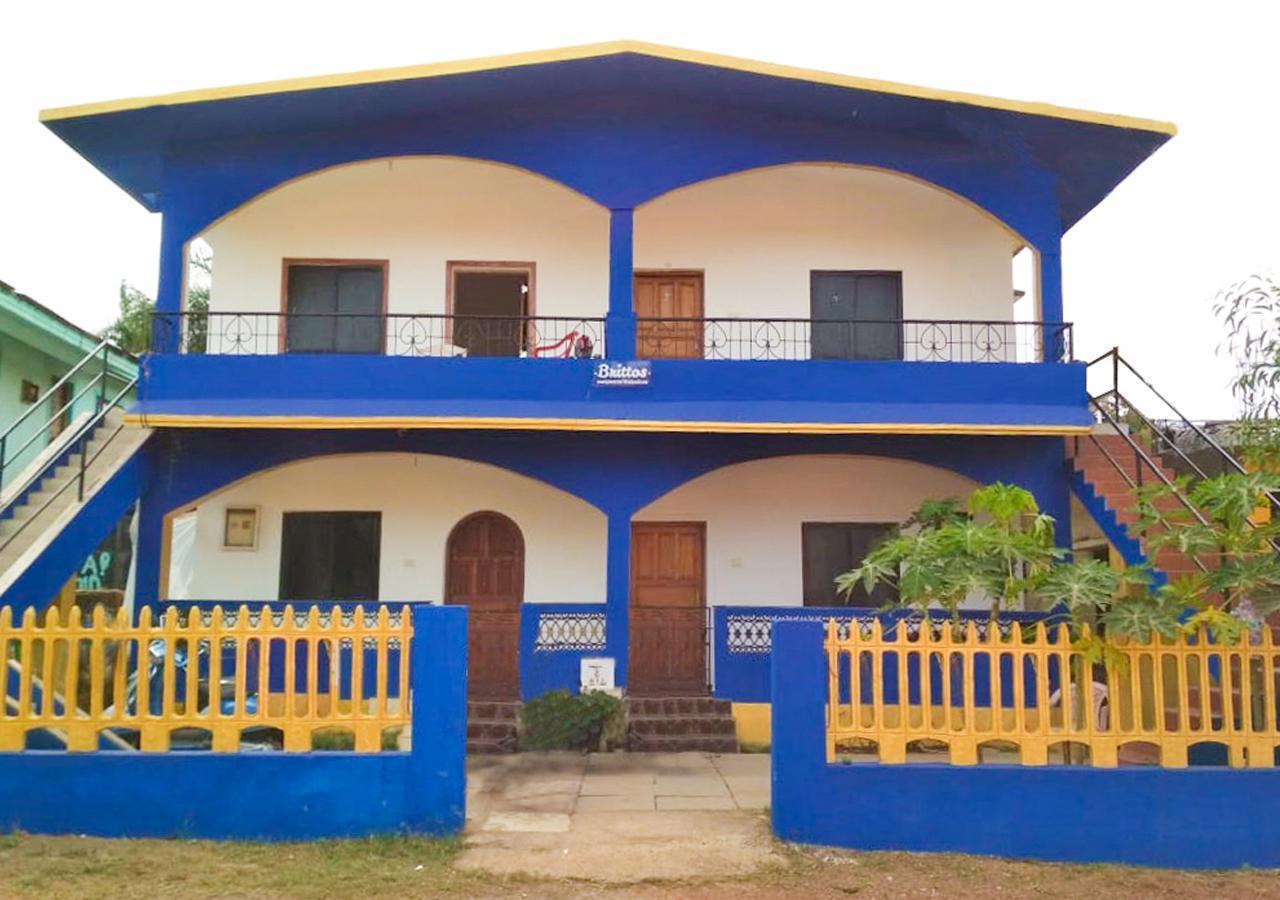 Brittos Homestay Mandrem Exterior foto